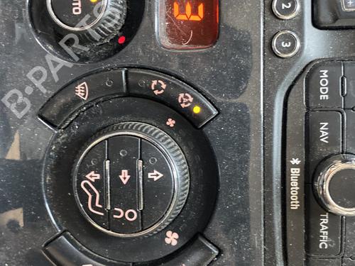 Climate control PEUGEOT 5008 (0U_, 0E_) 1.6 HDi | BP28366737I5 