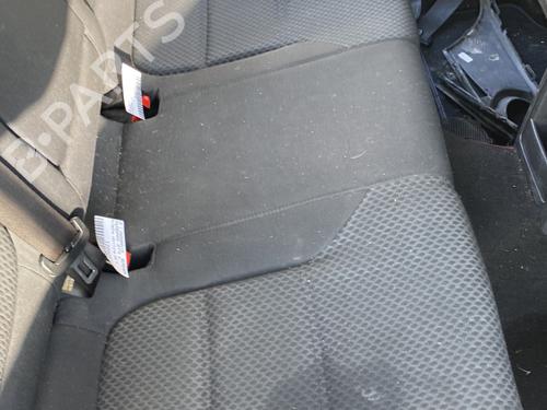 Asientos traseiros VW JETTA IV (162, 163, AV3, AV2) 1.6 TDI (105 hp) 32680771