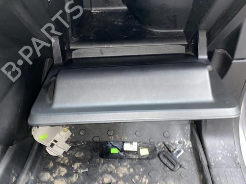 Used Glove box Glove box PEUGEOT PARTNER Box Body/MPV (K9) 1.5 BlueHDI 130 (131 hp) 30697238 30697238