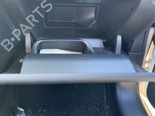 Glove box CITROËN C3 III (SX) 1.2 PureTech 82 | BP30157166C95