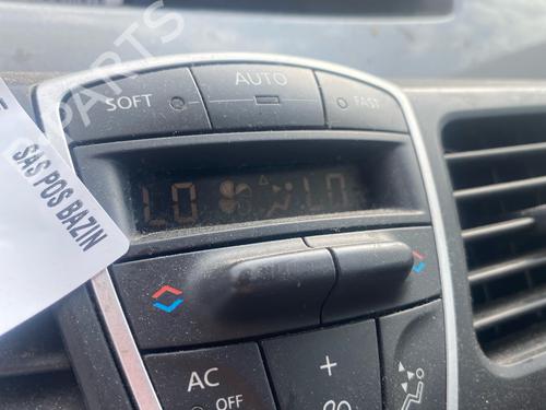 Used Climate control Climate control 38092062 38092062