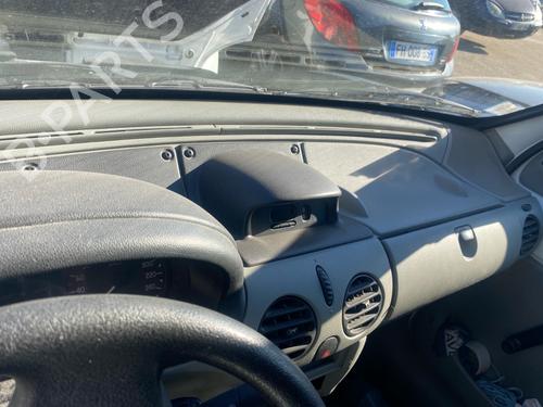 Dashboard RENAULT KANGOO Express (FC0/1_) 1.9 dTi (FC0U) | BP40608495C46 - Image 4