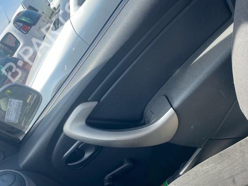 Forreste højre beklædning Forreste højre beklædning DACIA SANDERO 1.4 (BS0C, BS0A, BS0G, BS1F, BS0E) (75 hp) 37156836 37156836