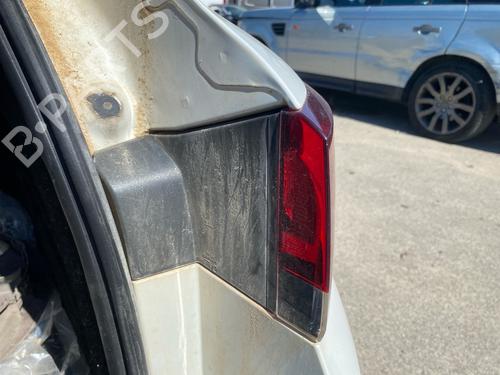 right-taillight-renault-megane-iv-grandtour-k9amn_-2016-38236082 main image
