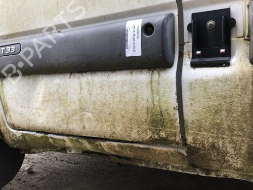 Used Left front door Left front door RENAULT MASTER II Van (FD) 2.5 D (FD0A, FD0E, FD2E, FD3E) (80 hp) 22125117 22125117