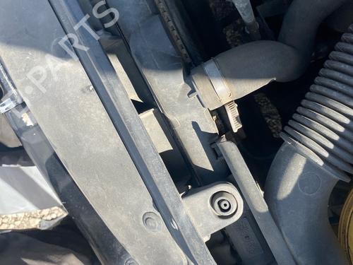 Used Front slam panel Front slam panel 37008454 37008454