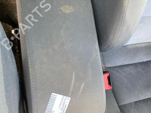 Armrest / Center console VW TOURAN (1T3) 1.6 TDI | BP36847232I20 - Image 3
