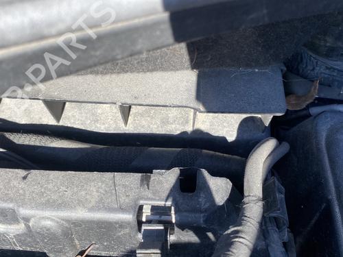 Used Air filter box RENAULT SCÉNIC II (JM0/1_) 2.0 dCi (JM1K) (150 hp) 29013005