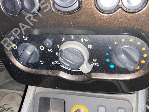 climate-control-dacia-duster-hs_-2010-2011-2012-2013-2014-2015-2016-2017-2018-30395945 main image