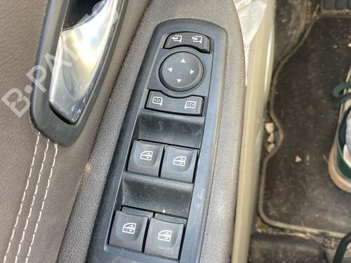 Used Left front window switch Left front window switch 34380423 34380423