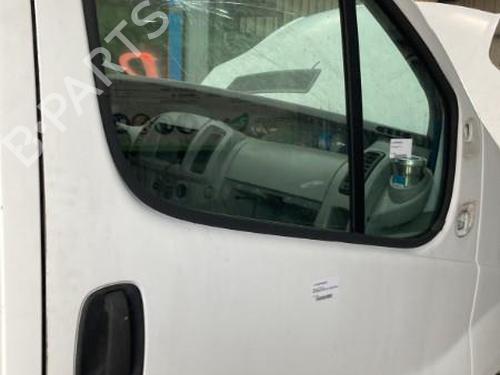 Right front door OPEL VIVARO A Van (X83) 1.9 DI (F7) | BP19913008C3