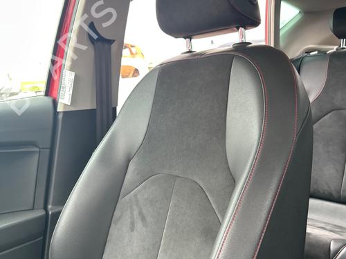 Used Right front seat Right front seat 36897713 36897713