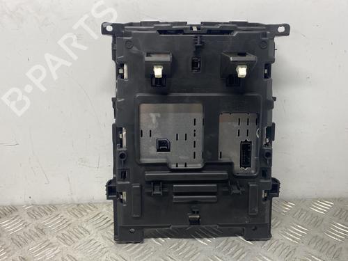 Used Display monitor Display monitor RENAULT MEGANE IV Hatchback (B9A/M/N_) 1.2 TCe 130 (B9MR) (130 hp) 31639736 31639736