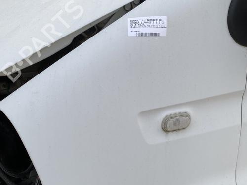 Używane Błotnik przedni lewy RENAULT MASTER II Van (FD) 2.5 dCi (101 hp) 23783947