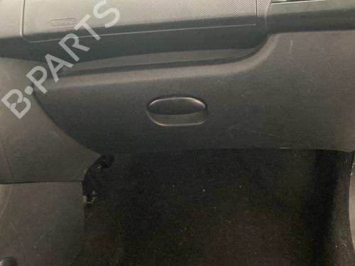 Used Glove box PEUGEOT 206+ (2L_, 2M_) 1.4 HDi eco 70 (68 hp) 29013048