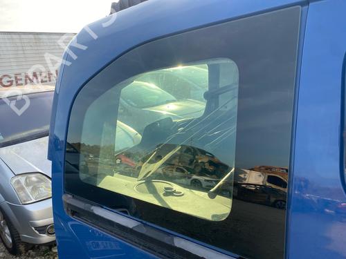 rear-right-quarter-glass-peugeot-partner-tepee-2008-39702985 main image