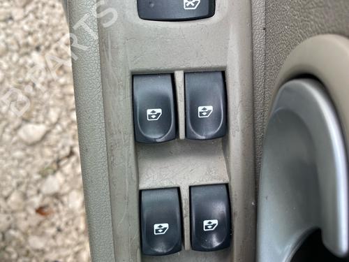 Used Left front window switch Left front window switch 39449115 39449115