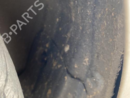 Used Wheel arch RENAULT SCÉNIC II (JM0/1_) 1.5 dCi (JM1E, JM16) (106 hp) 26658599