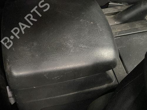 Used Armrest / Center console Armrest / Center console SUZUKI GRAND VITARA II (JT, TE, TD) 1.9 DDiS All-wheel Drive (JT419, TD44, JB419WD, JB419XD,... (129 hp) 33554528 33554528
