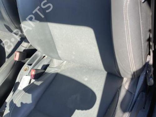 Used Left front seat RENAULT CLIO III (BR0/1, CR0/1) 1.5 dCi (75 hp) 22121061