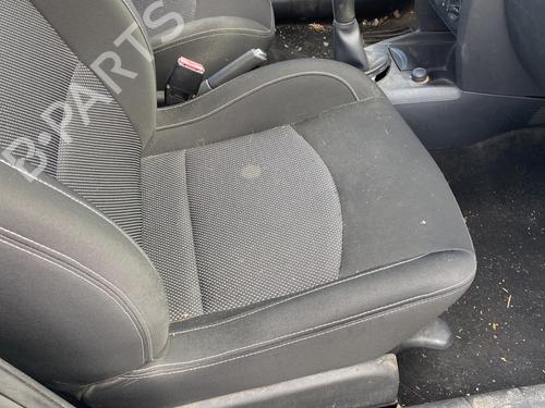 Used Right front seat Right front seat RENAULT CLIO II (BB_, CB_) 1.5 dCi (B/C2J) (68 hp) 29490190 29490190