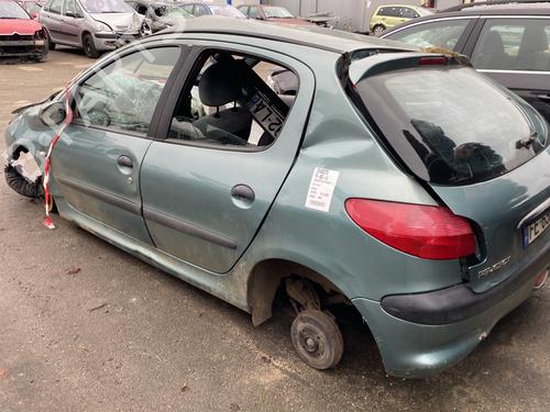 Left headlight PEUGEOT 206 Hatchback (2A/C) 1.4 i | BP23117193C28 