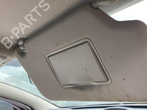 Used Right sun visor Right sun visor 22126916 22126916
