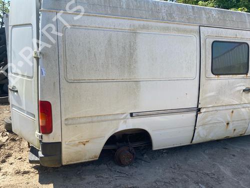 Parafango posteriore destro Parafango posteriore destro VW LT 28-46 II Van (2DA, 2DD, 2DH) 2.5 TDI (109 hp) 36653819 36653819