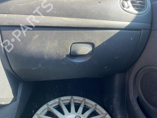 Vano posta oggetti Vano posta oggetti RENAULT CLIO III (BR0/1, CR0/1) 1.5 dCi (C/BR0G, C/BR1G) (68 hp) 39650527 39650527