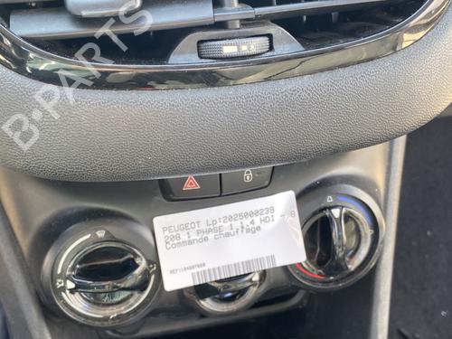 Radio PEUGEOT 208 I (CA_, CC_) 1.4 HDi | BP25001301E6