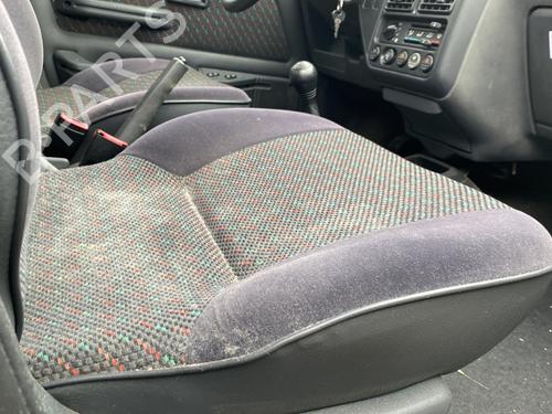 Used Right front seat Right front seat PEUGEOT 106 I (1A, 1C) 1.4 (75 hp) 23992340 23992340