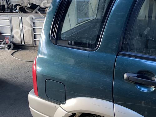 Guarda-lamas trás direito SUZUKI GRAND VITARA I (FT, HT) 2.0 TD 4x4 (SQ420D) (87 hp) 30931252