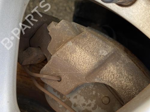 Used Left front brake caliper TOYOTA YARIS (_P13_) 1.5 Hybrid (NHP130_, NHP130) (101 hp) 24408718