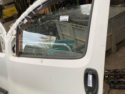 left-front-door-citroen-nemo-box-bodympv-aa_-2008-39570320 main image