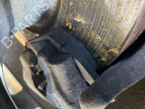 Used Right front brake caliper Right front brake caliper AUDI A3 Sportback (8PA) 1.6 TDI (105 hp) 40268599 40268599