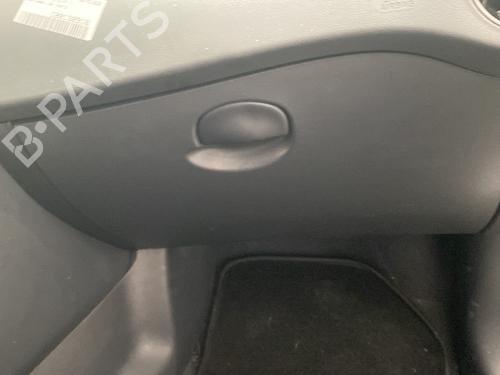 Used Glove box RENAULT KOLEOS I (HY_) 2.0 dCi 4x4 (HY0K) (150 hp) 31977675