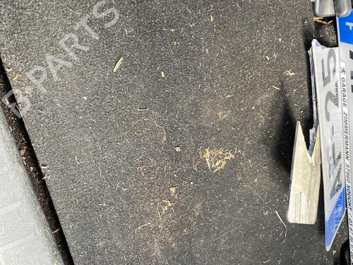 Bagagerumsgulv Bagagerumsgulv SUZUKI GRAND VITARA II (JT, TE, TD) 1.9 DDiS All-wheel Drive (JT419, TD44, JB419WD, JB419XD,... (129 hp) 33554364 33554364