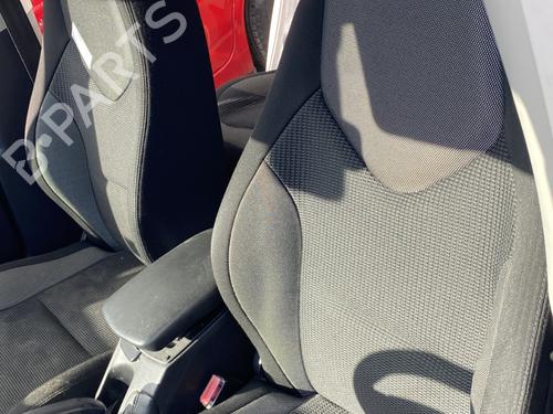 Used Left front seat Left front seat PEUGEOT 308 I (4A_, 4C_) 1.6 HDi (92 hp) 28570393 28570393