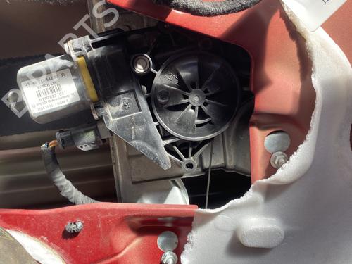 Front left window mechanism PEUGEOT 208 I (CA_, CC_) 1.4 HDi | BP27984755C22