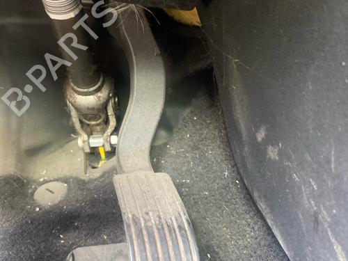 Used Pedal Pedal PEUGEOT 208 I (CA_, CC_) 1.6 BlueHDi 100 (100 hp) 40064088 40064088