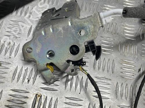 Used Tailgate lock Tailgate lock 19910848 19910848