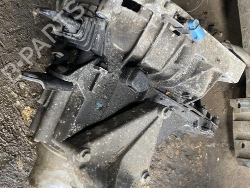 Used Gearbox Gearbox RENAULT SCÉNIC I MPV (JA0/1_, FA0_) 1.6 (JA00, JA16, JA15, JA19, JA1V, JA2B, JA2C, JA0B,... (107 hp) 31803258 31803258