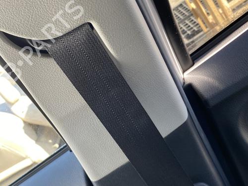 Used Front right seatbelt Front right seatbelt TOYOTA YARIS (_P13_) 1.5 Hybrid (NHP130_, NHP130) (101 hp) 24408685 24408685