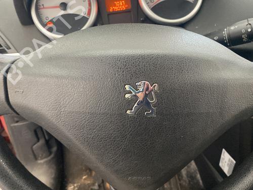 Used Driver airbag PEUGEOT 207 (WA_, WC_) 1.4 HDi (68 hp) 31941372