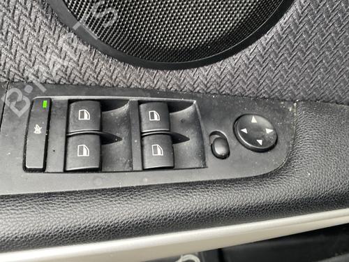 Used Left front window switch Left front window switch BMW 3 Touring (E91) 316 d (116 hp) 30552259 30552259
