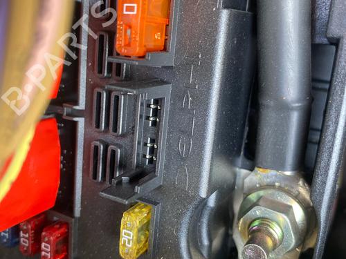Fuse box PEUGEOT 807 (EB_) 2.2 HDi | BP39244916E1 - Image 2