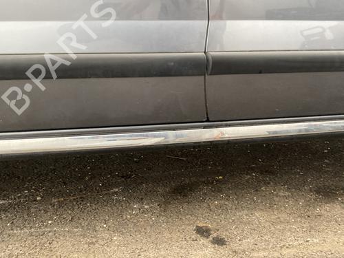 Venstre side kjol PEUGEOT 3008 I MPV (0U_) 1.6 HDi (114 hp) 32367115