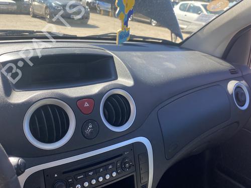 Salpicadero Salpicadero CITROËN C2 (JM_) 1.4 HDi (68 hp) 33933728 33933728