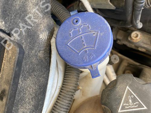Used Windscreen washer tank Windscreen washer tank 37401656 37401656