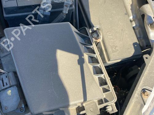 Used Air filter box Air filter box 39426567 39426567